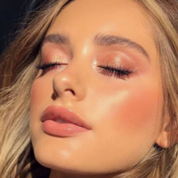 Even Better Pop Lipstick in Subtle by Clinique (Warm Dark Peach) - Picture 8 of 16